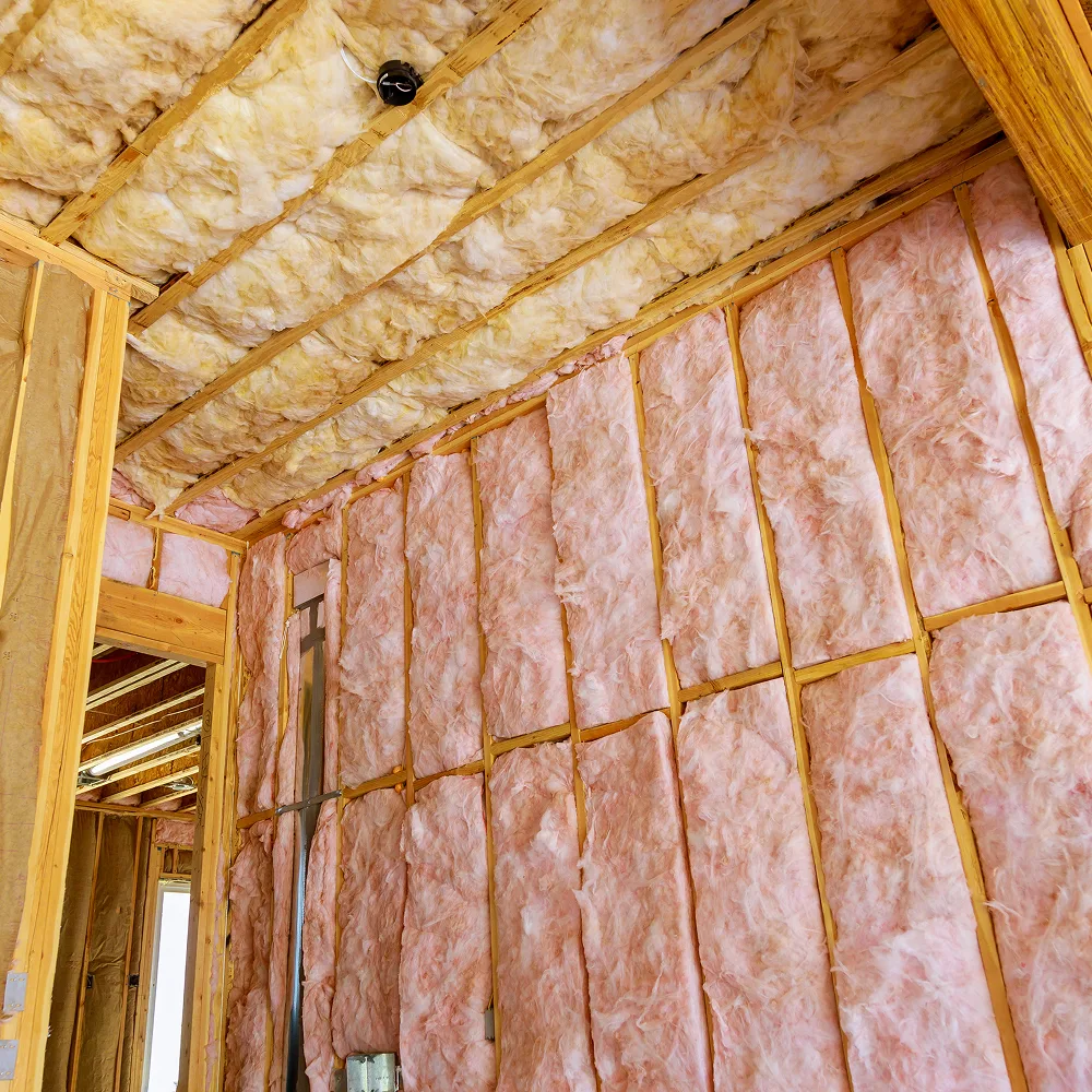 Isolation extérieure de toiture (sarking) : avantages et prix à Sauvagnon